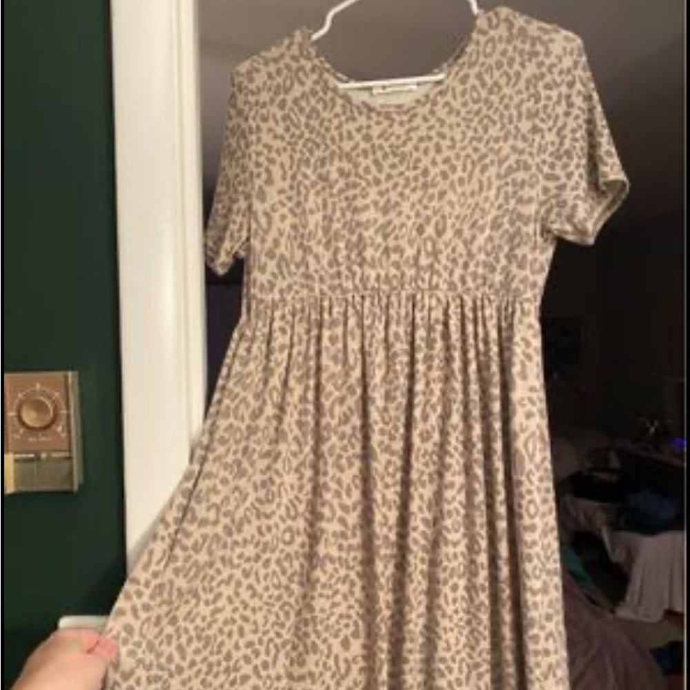 Adorable leopard comfy dress